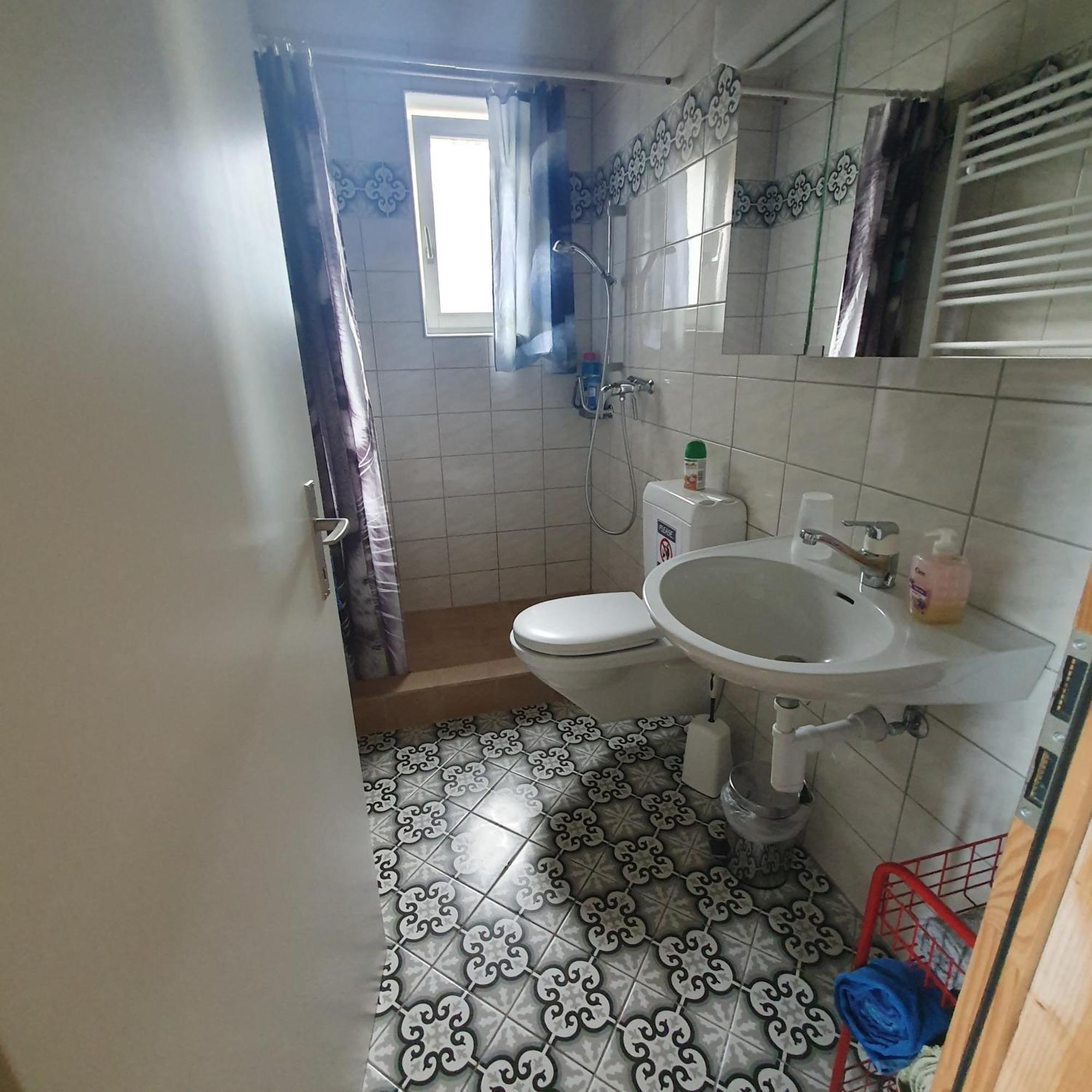 Zentral Gelegene Wohnung Mit Grossem Garten Interlaken Eksteriør bilde